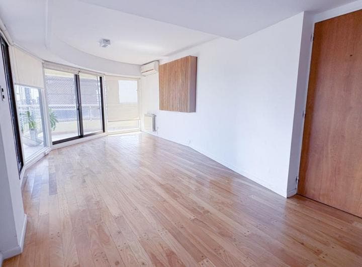 Venta Departamento 3 Dorm. Cochera Centro - 2