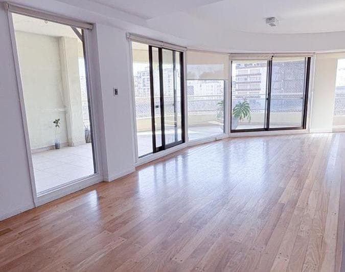 Venta Departamento 3 Dorm. Cochera Centro - 3