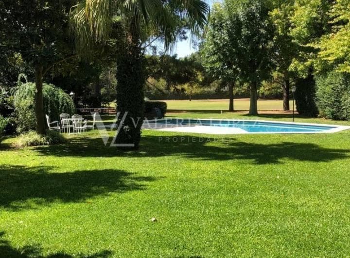 Casa en Alquiler en Highland Park, Pilar, E Dorm en Suite, Piscina y Dependencia - 2