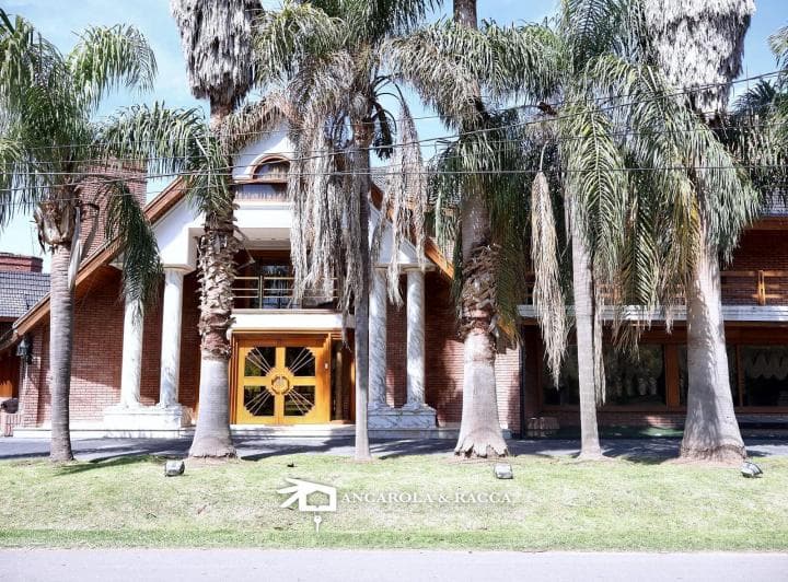 Espectacular Casa en Venta Sobre El Polo 1 de San Diego - 4