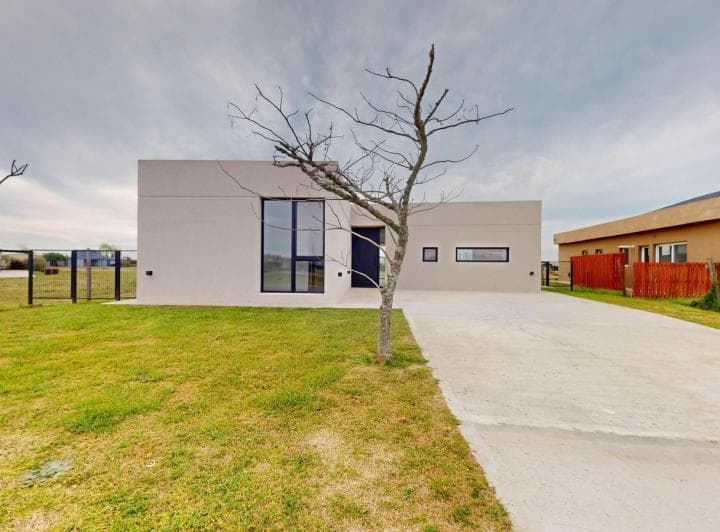 Venta Casa 4 Amb a Estrenar a La Laguna, Muelle Area 11 San Sebastian Piscina Orientacion Norte - 4