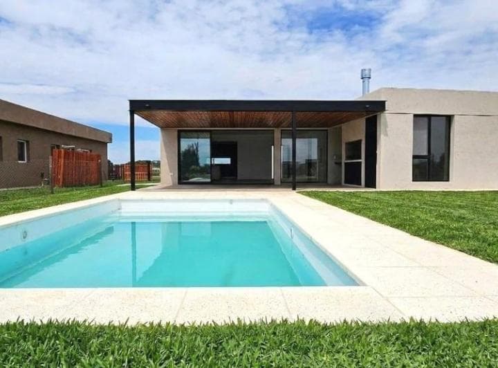 Venta Casa 4 Amb a Estrenar a La Laguna, Muelle Area 11 San Sebastian Piscina Orientacion Norte - 3