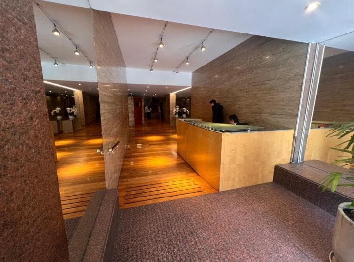 Exclusivo 3 Ambientes Piso Alto con Dependencia, Cochera y Baulera - 3