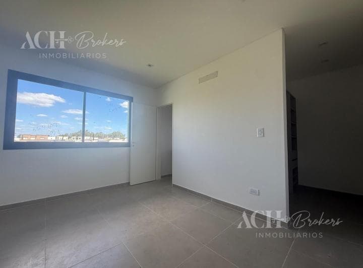 Casa en Venta en Pilar del Este, Pilar, G. B. a. Zona Norte - 3