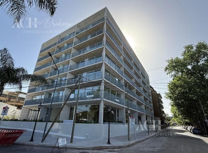 Departamento en Venta en Tigre, G. B. a. Zona Norte, Argentina - 3