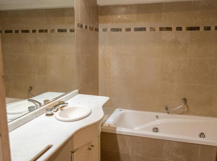 Departamento 3 Dorm. Piso Exclusivo con Patio en Venta - 1ro de Mayo 1078 - 4