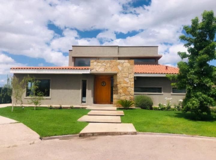 Casa en Venta - Barrio Villa Atilia - Luján de Cuyo - 3