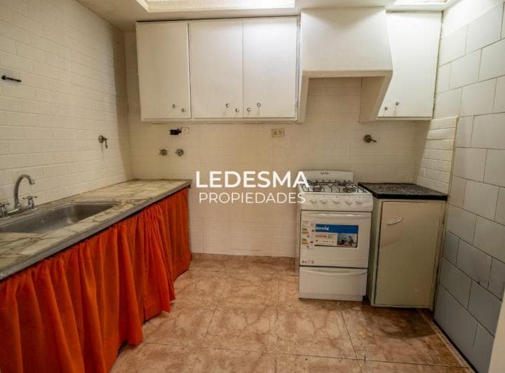 Vende PH 2 Ambientes con Patio Entrada Independiente Centro Moron Apto Credito Bancario - 3