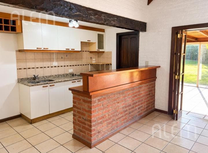 Oportunidad! Casa en Venta en Echeverria del Lago - Canning - 5
