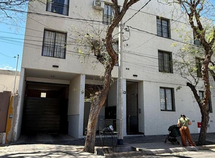 Venta de Cocheras Techadas en Venta Calle Echeverría – Barrio Bombal, Godoy Cruz - 4