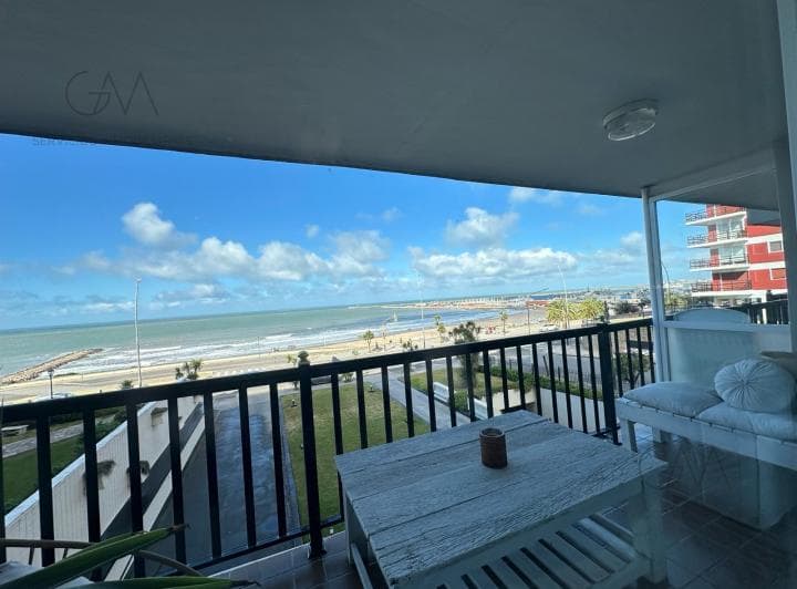 Departamento - Playa Grande - 2