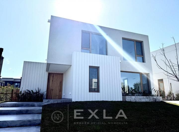 Casa en Venta en Carpinchos, Nordelta, Tigre - 2