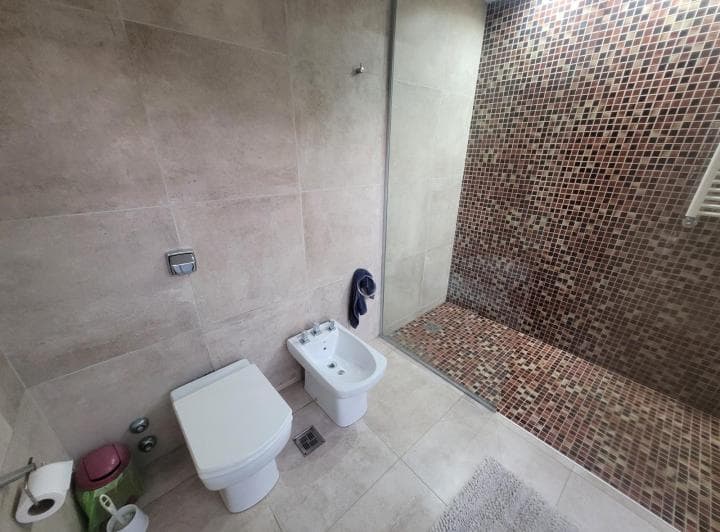 Casa en Venta 4 Dorm. en Cinco Lomas - 5