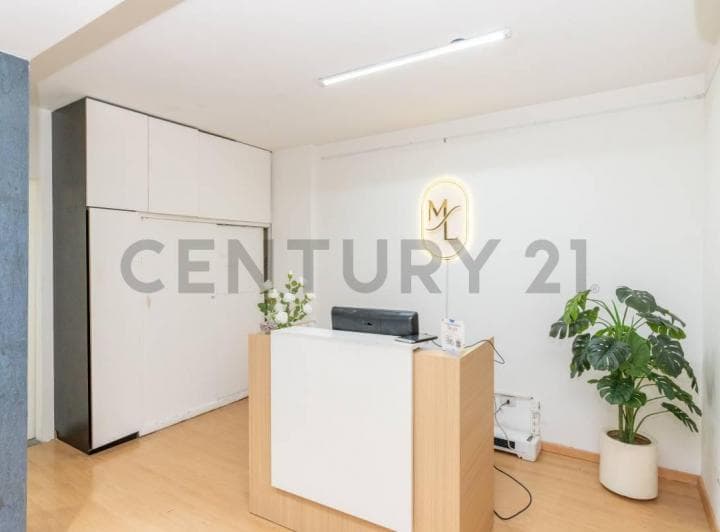 Venta Oficina Comercial - Semipiso Luminoso a m de Av Cabildo en Belgrano - 3