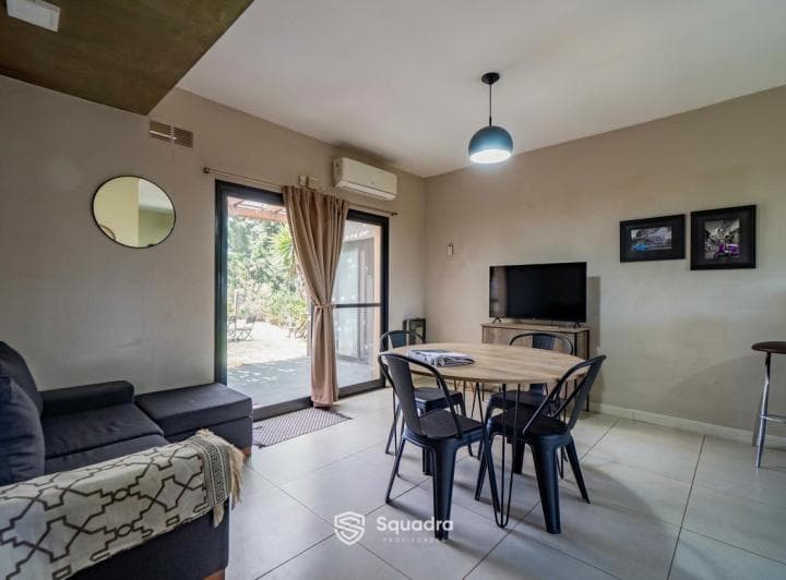 Venta | Permuta - Casa de 2 Dorm. Comodin, y Piscina - Tsd 2, Roldán. Apto Crédito. - 3