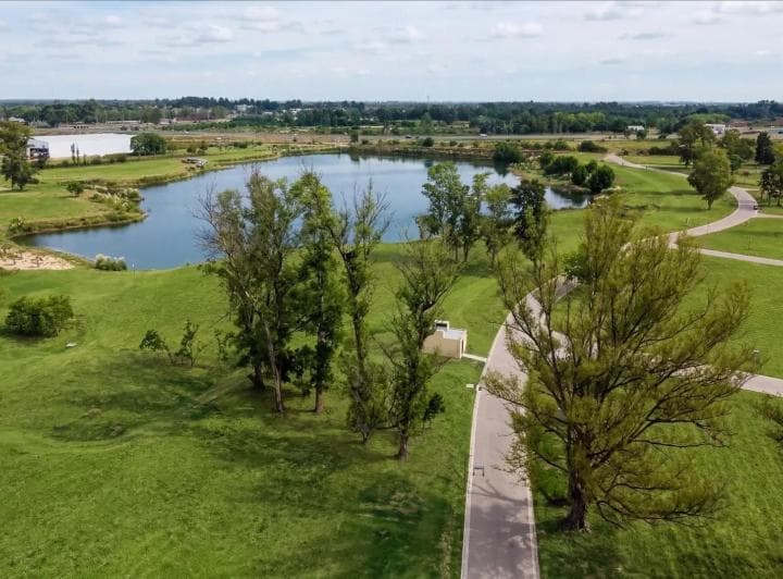 Terreno en Venta en Barrio Aluen, Carlos Spegazzini, con Vista Al Arroyo - 2
