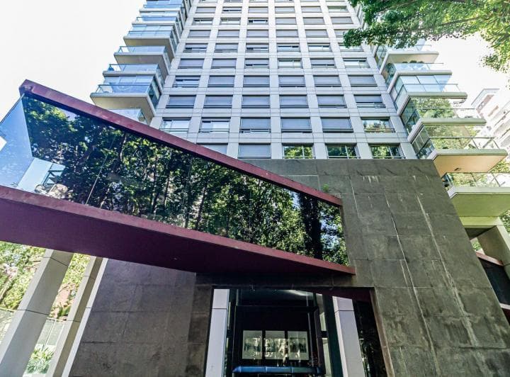 11 de Septiembre 1600 Town House Semipiso en Venta de 4 Ambientes C/dep 2 Cocheras - 3