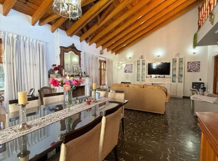 Casa en Venta – Barrio Los Parrales, Godoy Cruz - 2