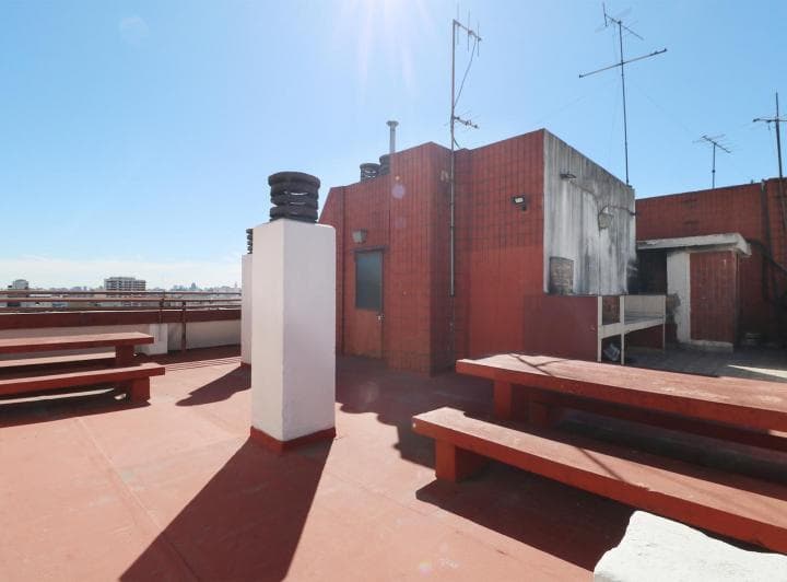 Venta Departamento de 2 Ambientes - Caballito - Luminoso - Dos Patios - Permuta y Financia - 2