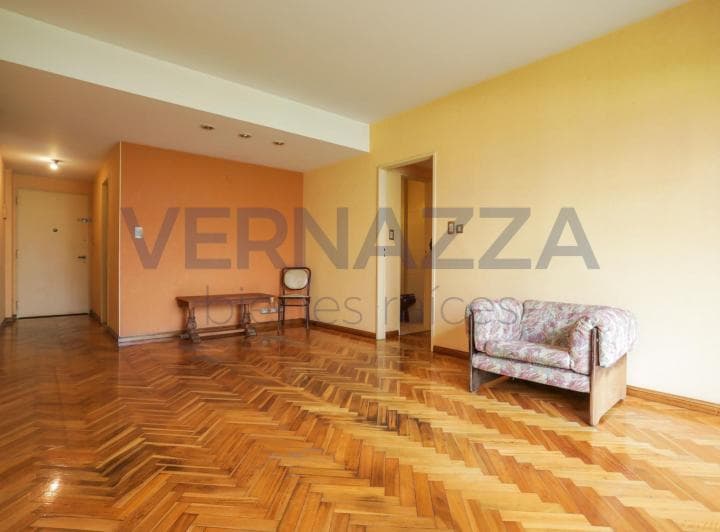 Apto Crédito! Semipiso de 4 Ambientes con Balcón y Excelente Luz en Caballito - 2