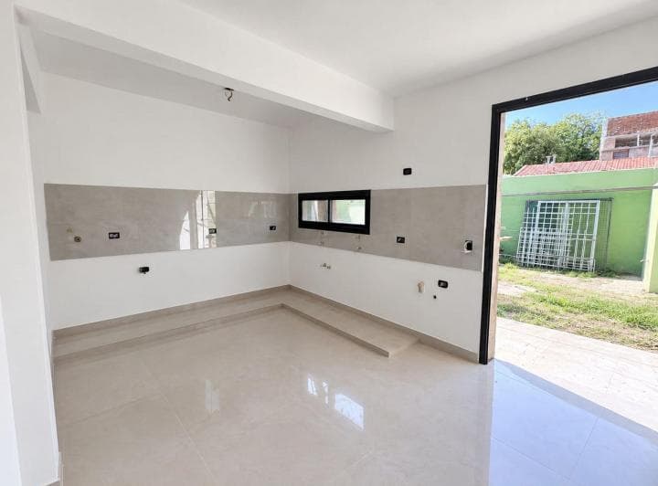 Venta Casa 2 Dorm. Las Magnolias - 3