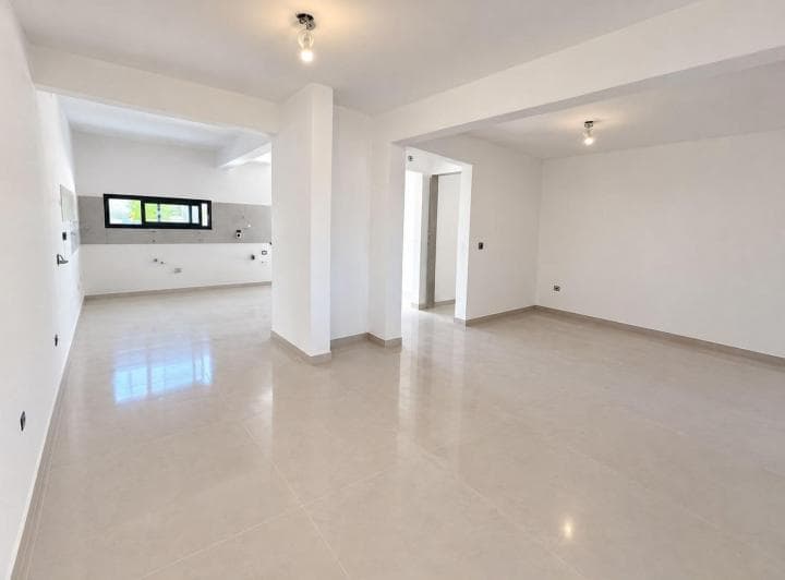 Venta Casa 2 Dorm. Las Magnolias - 2