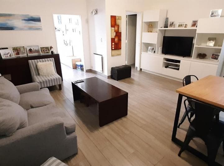 3 Ambientes y Escritorio - 2