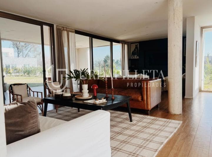 Casa en Venta en Azzurra - 3