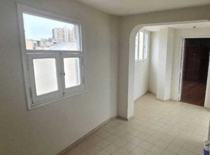 Oficinas y Consultorios en Alquiler – Lavalle 71 - 2