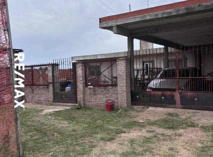 Venta Casa con Dos Lotes Derqui Pilar - 5