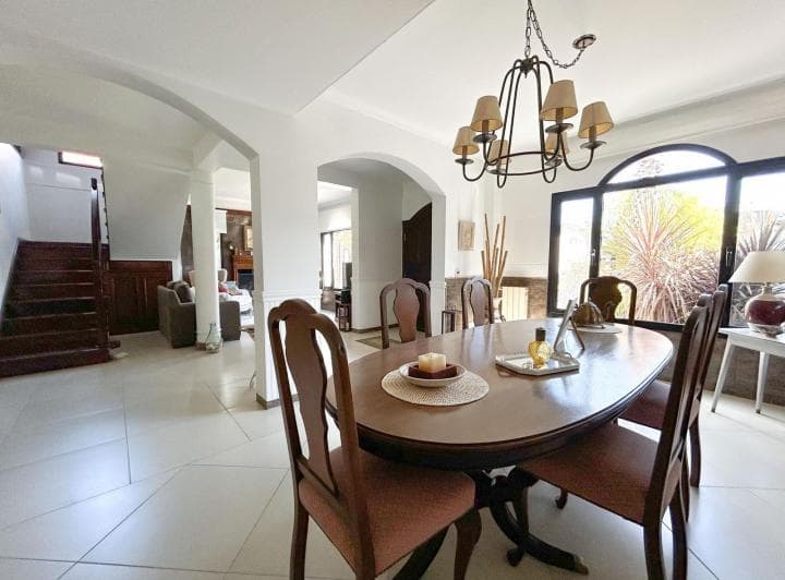 Casa en Venta, 5 Ambientes, Jardín y Pileta, en Rincón de La Costa, Tigre - 4