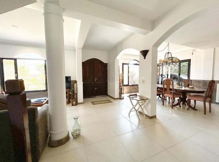 Casa en Venta, 5 Ambientes, Jardín y Pileta, en Rincón de La Costa, Tigre - 3