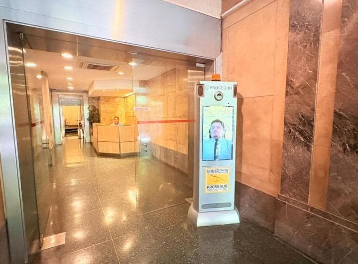 Venta Oficina con Caja Seguridad Tipo Bancaria, 154 m², Edificio de Categoria, Microcentro - 2