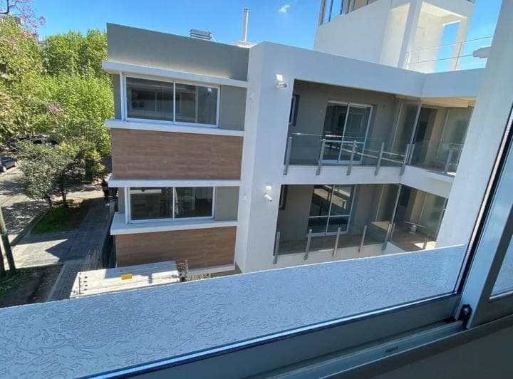 Venta Departamentos Dos Ambientes con Cochera en Construcción en Banfield Este - 2