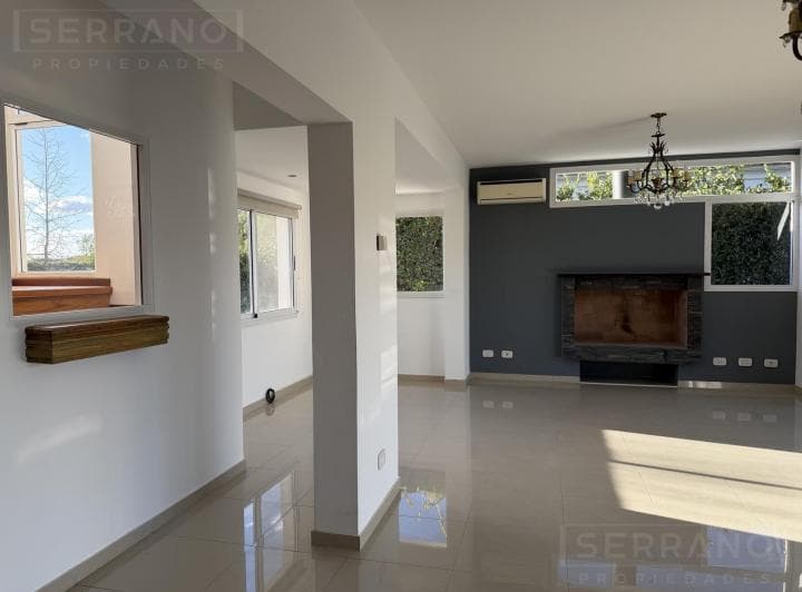 Alquiler Casa de 6 Ambientes con Pileta, Muelle Propio y Salida Al Río Luján en San Marco, Villanueva - 3