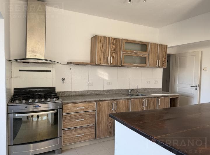 Alquiler Casa de 6 Ambientes con Pileta, Muelle Propio y Salida Al Río Luján en San Marco, Villanueva - 5