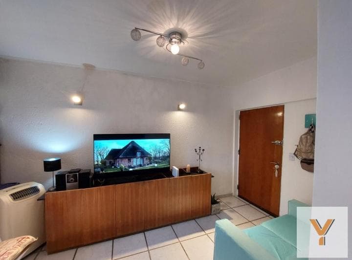 Departamento en Venta - 3 Dorm. 1 Baño 1 Cochera - 95 m² - Ciudadela - 3