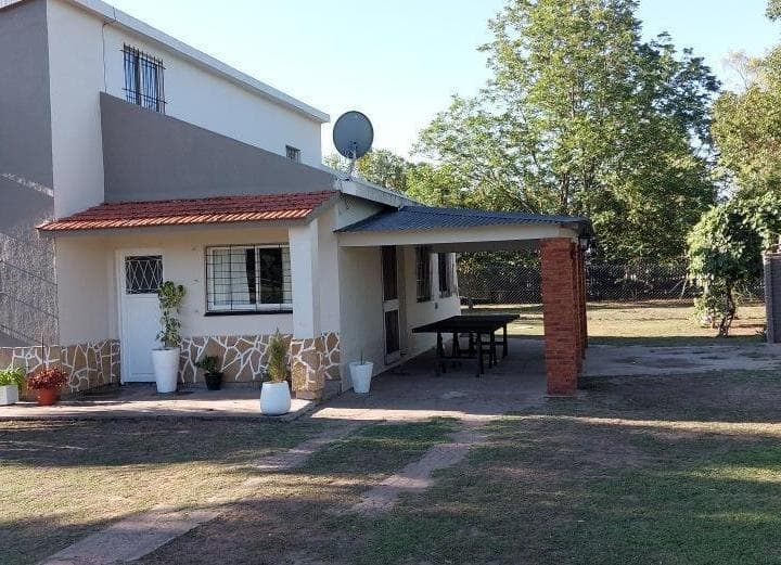 Casa en Venta - 3 Dorm. 1 Baño - 782 m&sup2; - Mercedes - 2