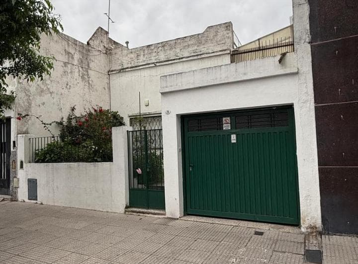 Excelente Terreno - Flores - Oportunidad - 1.400 m² Vendibles - 1.800 m² Construibles - 3