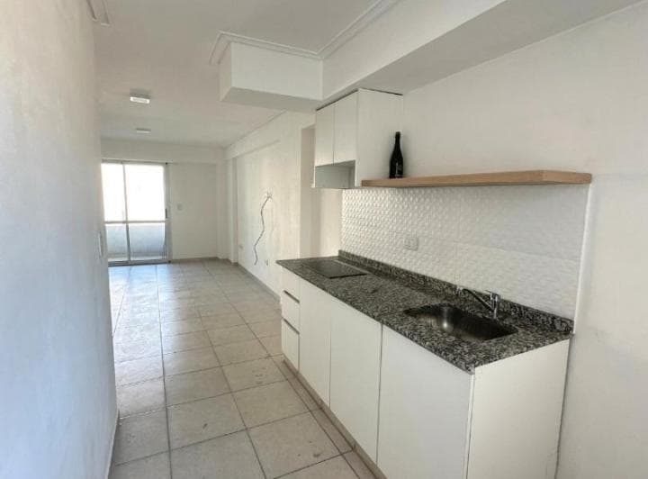 Venta - Monoambiente con Balcón - Apto Crédito - 4