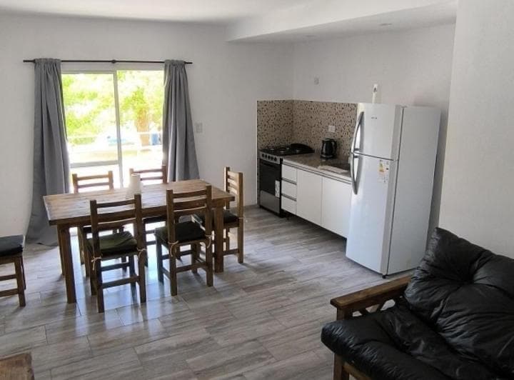 Departamento en Venta - 2 Dorm. 1 Baño - Cochera - 60 m² - Mar de Ajó - 3