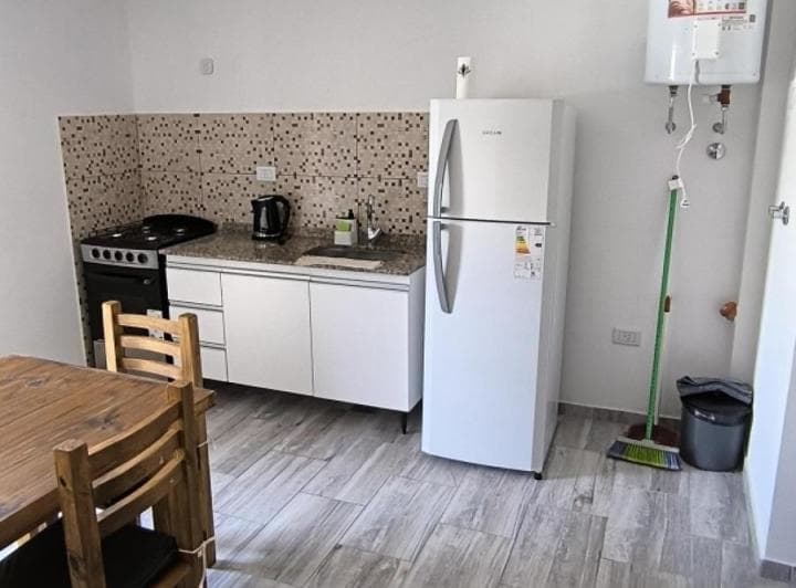 Departamento en Venta - 2 Dorm. 1 Baño - Cochera - 60 m² - Mar de Ajó - 4