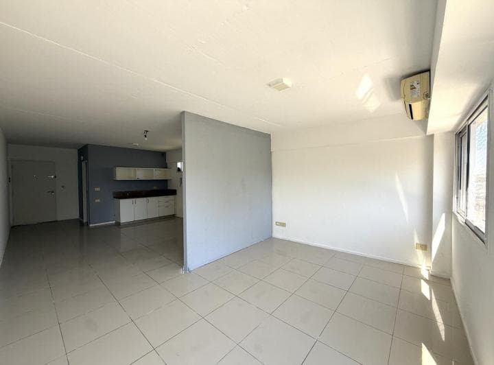 Venta Departamento Monoambiente Dividido en Haedo. - 3