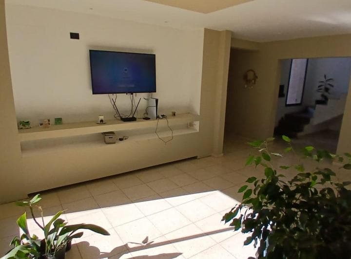 Se Vende Casa de 5 Dorm. en Jesus Maria - 3