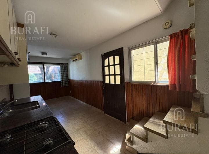Venta PH 4 Ambientes en Olivos - 2