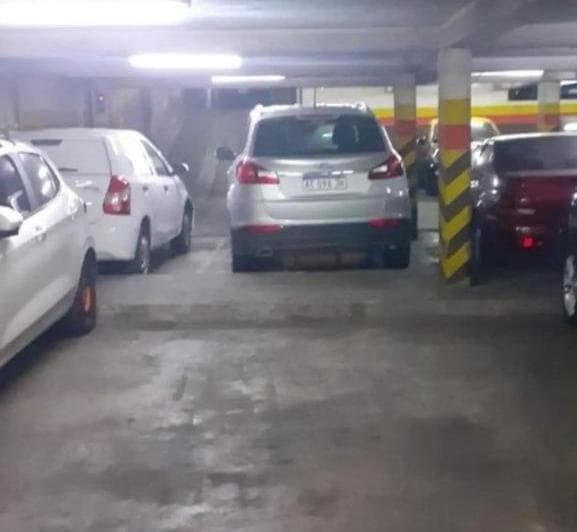 Cochera en Venta - 13 m² - Congreso - 2