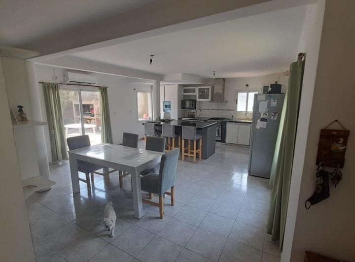 Casa en Venta - 3 Dorm. 3 Baños - Cochera - 600 m² - Villa Parque Sicardi, La Plata - 5