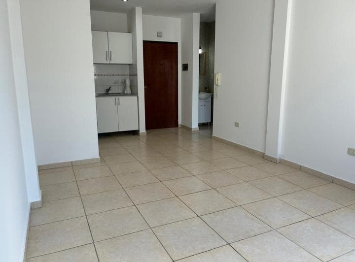Departamento en Planta Baja con Patio – Próximo a Av 19 La Plata - 5