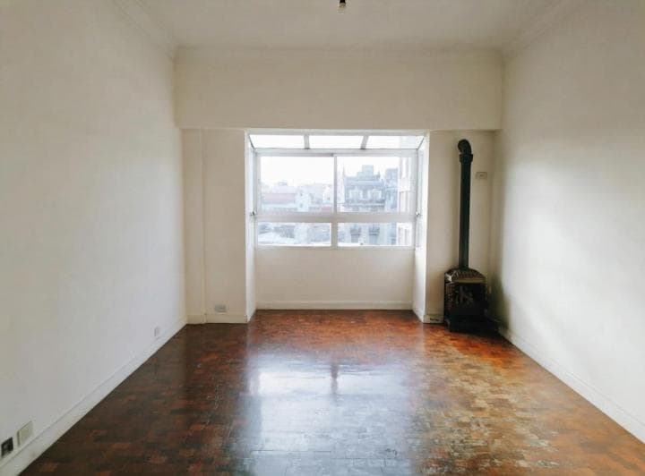 Venta Departamento 4 Amb + Dependencia - Luminoso y Silencioso en Balvanera - 5