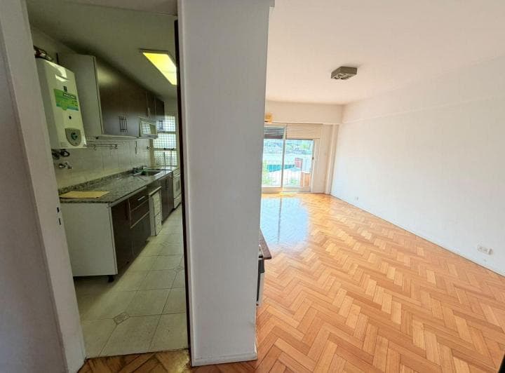 Venta de Departamento 3 Ambientes con Balcon en Chacarita, Capital Federal - Apt - 3